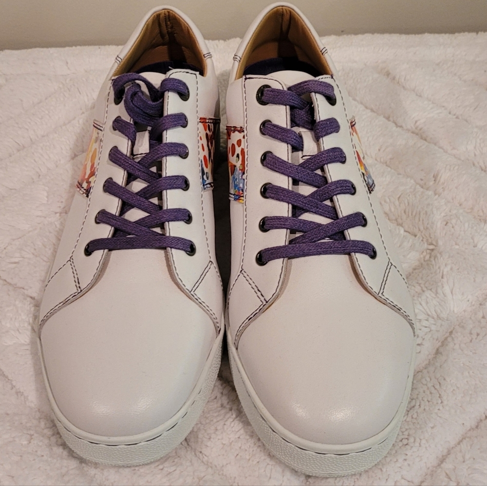 New Robert Graham Men’s leather Sneakers